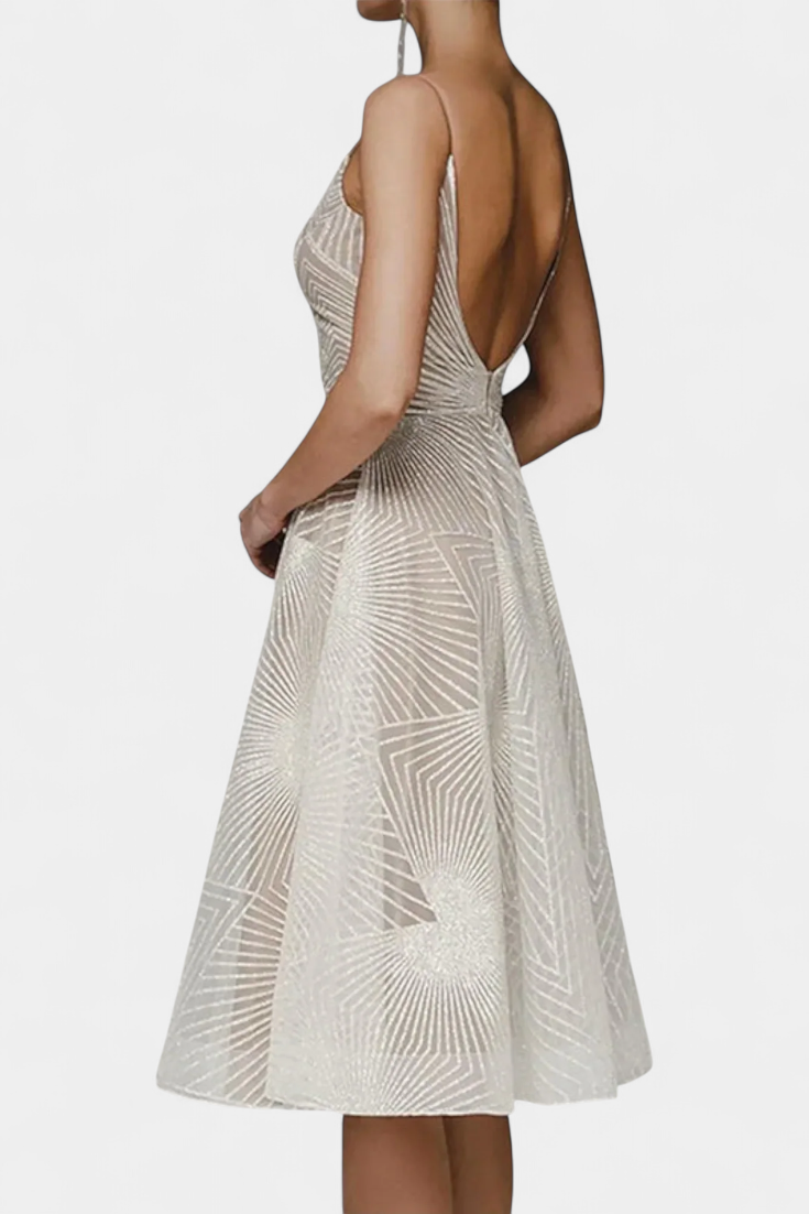 Dragana | Duga Haljina s Vezenjem i A Krojem