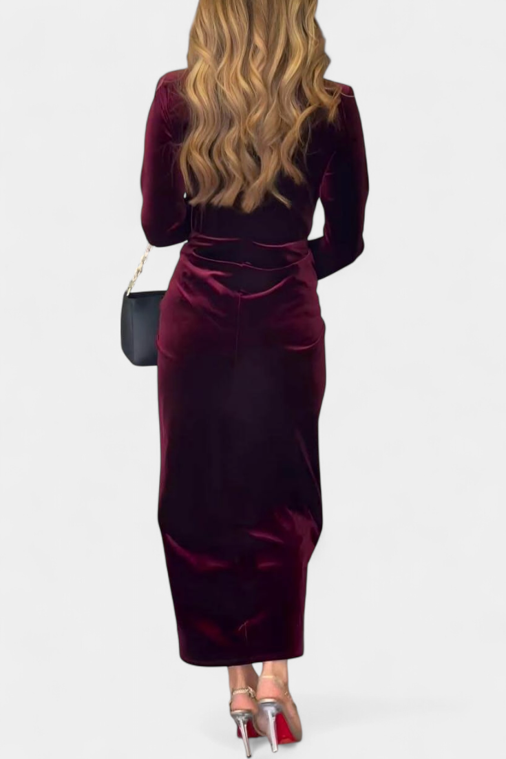 Vilma | Duga Haljina od Zlatnog Baršuna s V-Izrezom