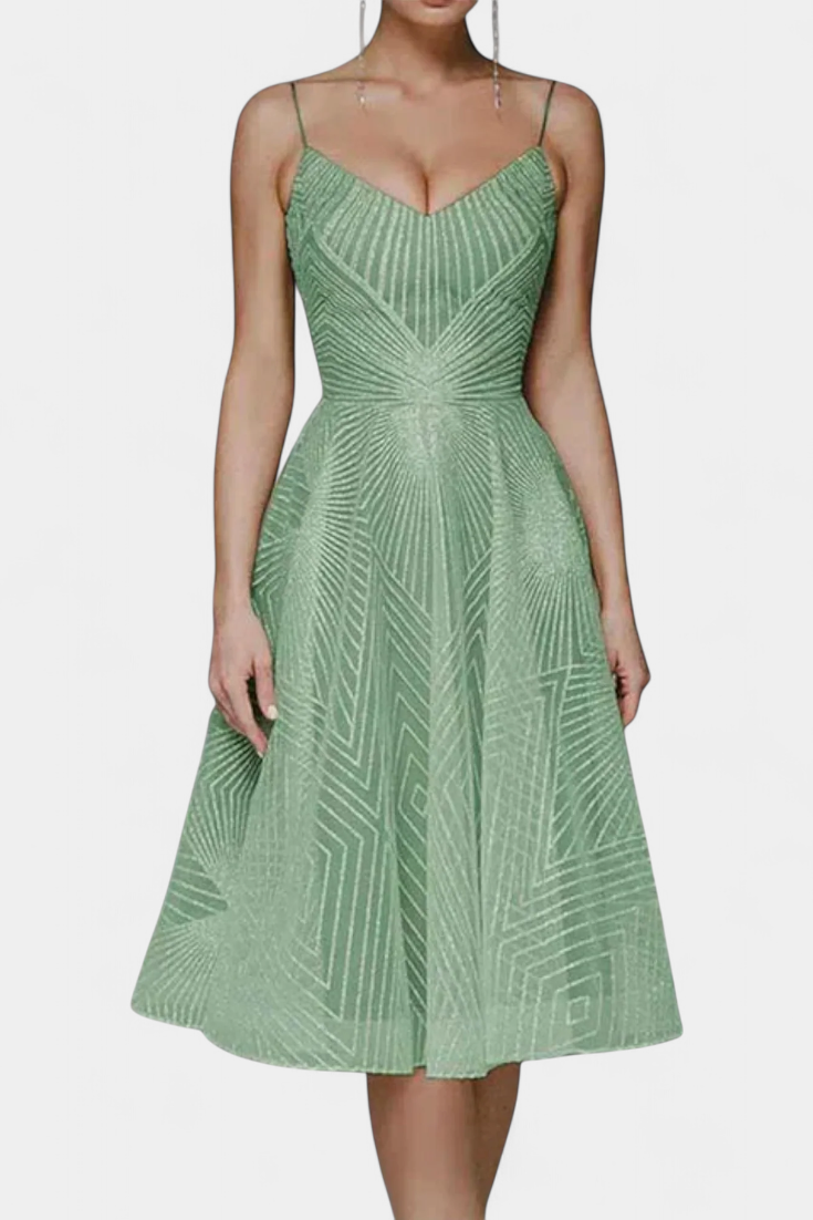 Dragana | Duga Haljina s Vezenjem i A Krojem